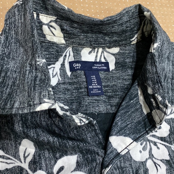 Gap Hawaiian button up shirt - Picture 2 of 2